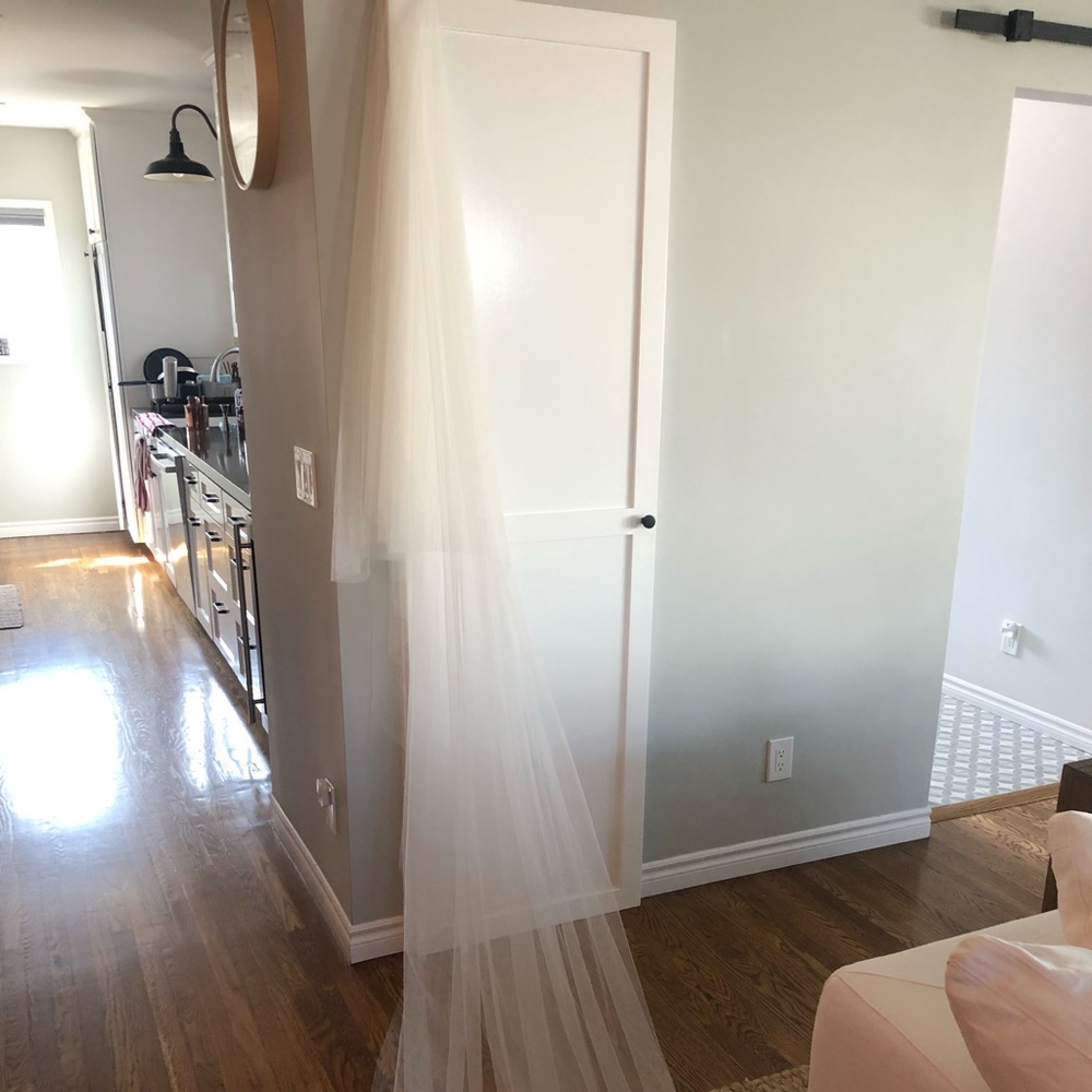 Drop veil